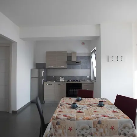 Cala Del Faro Tatil Evi